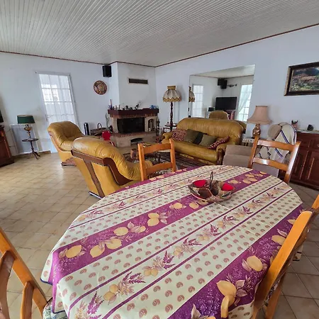 Maison Familiale 6 Pers, Animaux Admis, Proche - Fr-1-194-434