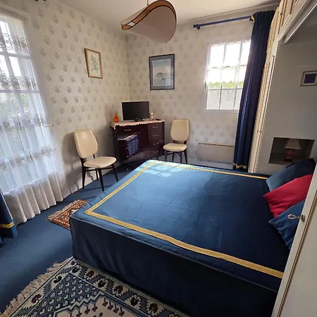 Holiday home Maison Familiale 6 Pers, Animaux Admis, Proche - Fr-1-194-434